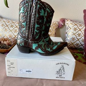 Old Gringo Western Cowgirl Boot size 7 Gorgeously Tooled and Stitched